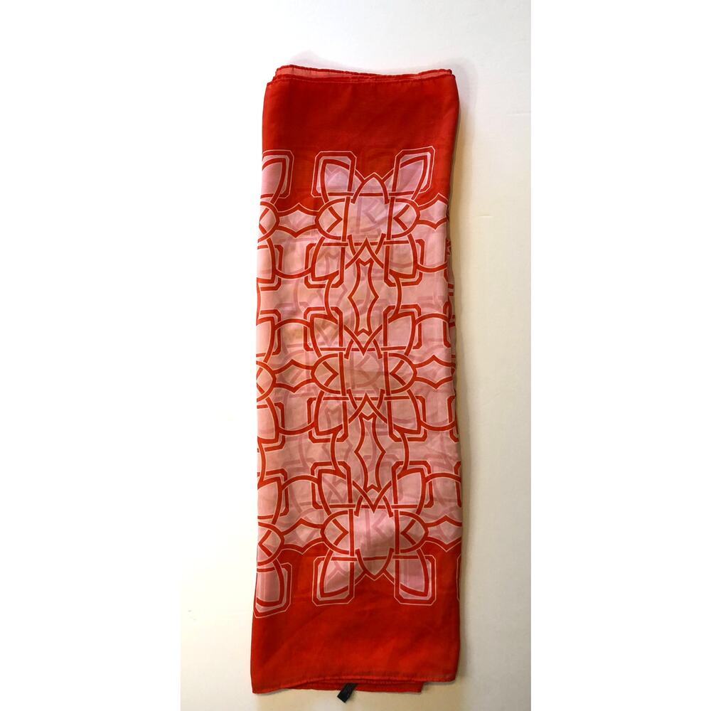 The Limited Orangey Red & White Infinity Scarf Interlocking Pattern - One Size - Picture 2 of 5